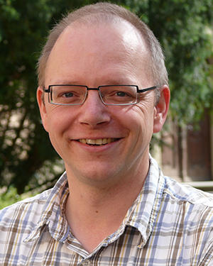 Prof. Dr. Dr. Gregor Lang-Wojtasik